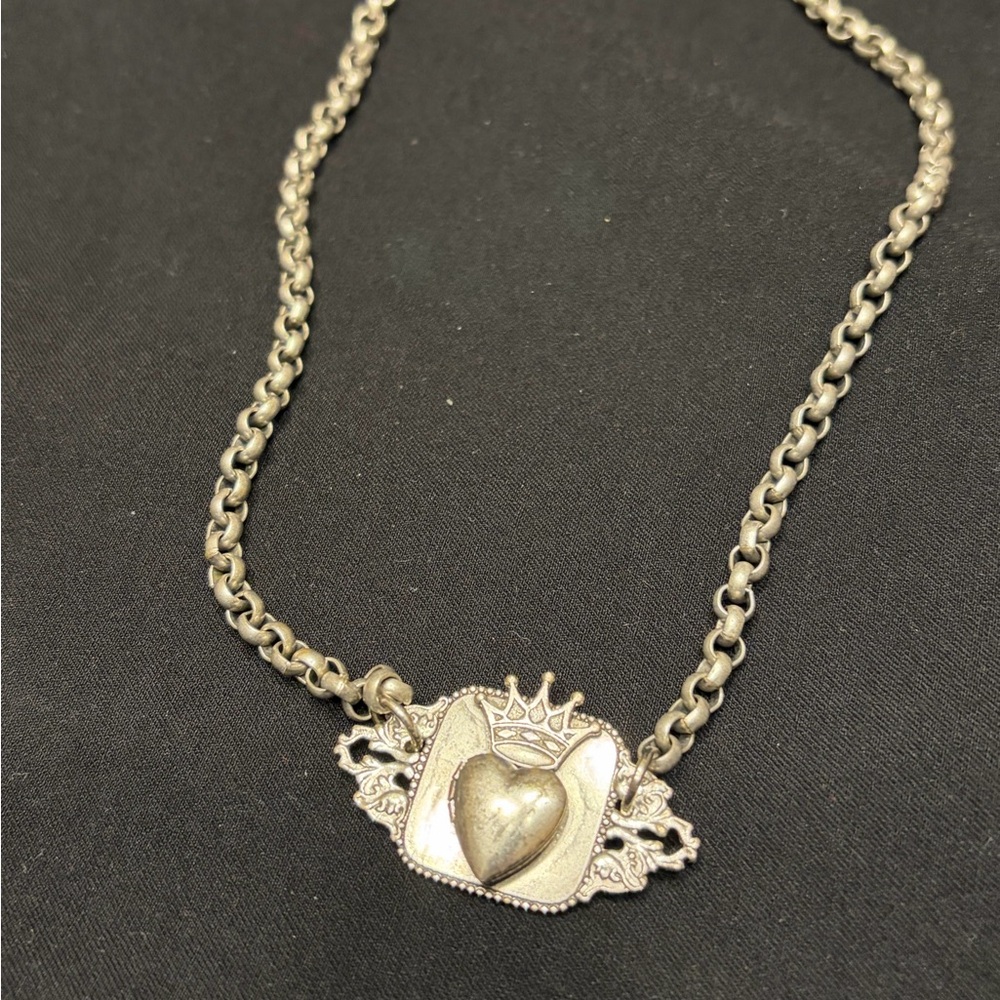 Sterling-Tone Heart & Crown Pendant Necklace Classic Hardware Y2K